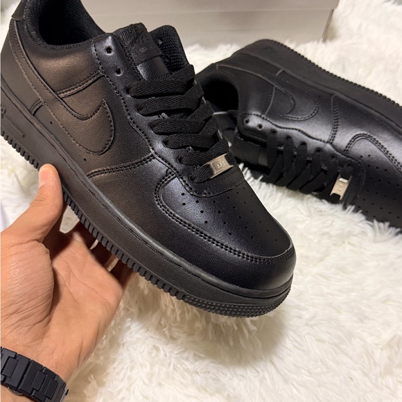 Nike White Sneakers - Picture 5 of 5